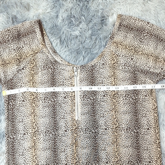 NWT Chaser Leopard Print Quarter Zip Long Sleeve Top SZ Small - Picture 8 of 9